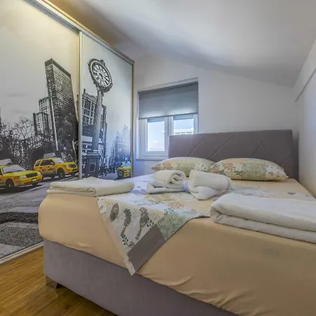 Apartment Mandica